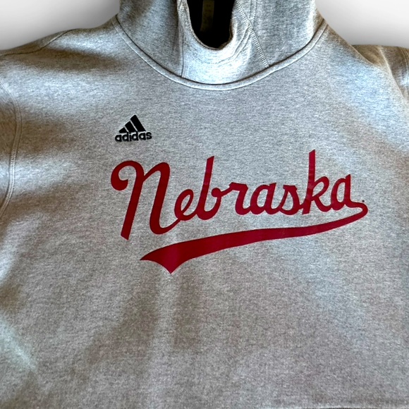 Nebraska Huskers Adidas Baseball Tri-Blend Short Sleeve Hoodie gray.Men's Large - Picture 3 of 15